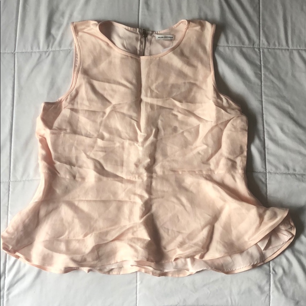 Club Monaco light pink top